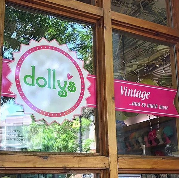 Dolly's Vintage Storefront